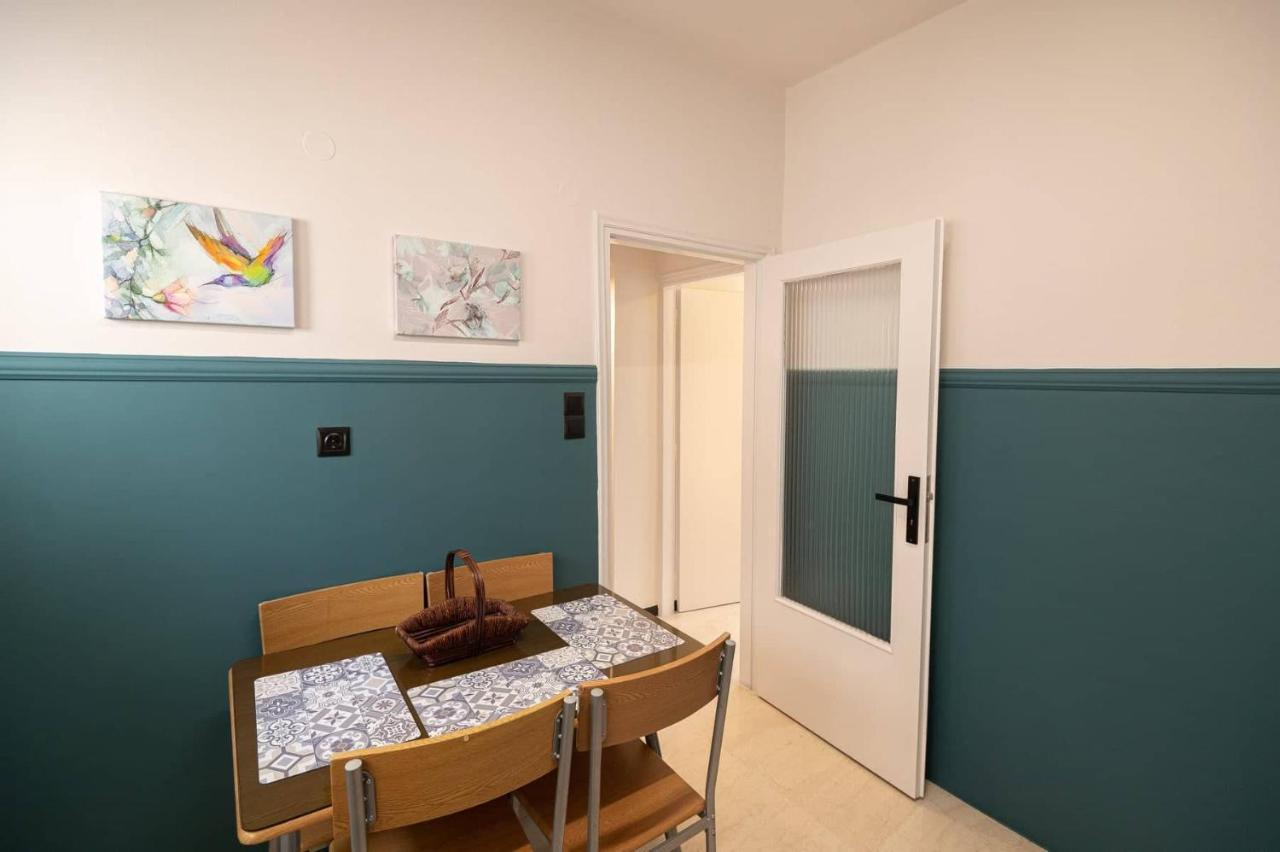 Kalamata Central Apartment Exteriör bild